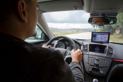 Opel проводит испытание парка автомобилей в рамках исследовательского проекта simTD