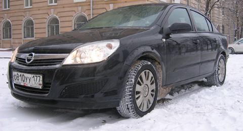 Opel Astra Sedan. Поляк для стран третьего рынка